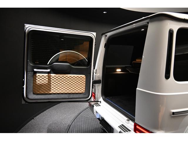 Ｇクラス Ｇ４５０ｄ　ＡＭＧラインパッケージ　ＭＡＮＵＦＡＫＴＵＲロゴパッケージ　ＭＡＮＩＦＡＫＴＵＲプログラム・プラス　ブラウンレザーシート　純正ドライブレコーダー前後付き（67枚目）