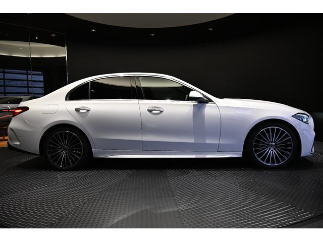 Cクラス C220d ラグジュアリー パノラミックスライディングルーフ 弊社社員リース車両(4枚目)