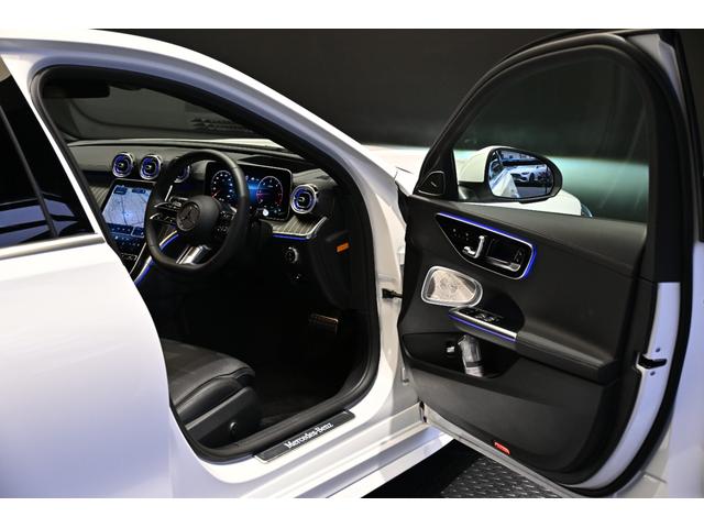 Cクラス C220d ラグジュアリー パノラミックスライディングルーフ 弊社社員リース車両(17枚目)