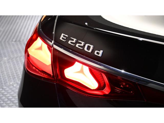 Ｅクラス Ｅ２２０ｄ　アバンギャルド　ＡＭＧラインパッケージ　アドバンスドＰＫＧ　パノラミックスライディングルーフ　弊社新車デモカー　純正ドライブレコーダー付き（8枚目）