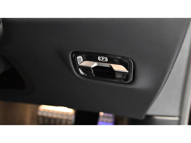 Ｅクラス Ｅ２２０ｄ　アバンギャルド　ＡＭＧラインパッケージ　アドバンスドＰＫＧ　パノラミックスライディングルーフ　弊社新車デモカー　純正ドライブレコーダー付き（34枚目）