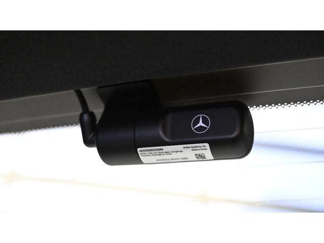 Ｅクラス Ｅ２２０ｄ　アバンギャルド　ＡＭＧラインパッケージ　アドバンスドＰＫＧ　パノラミックスライディングルーフ　弊社新車デモカー　純正ドライブレコーダー付き（66枚目）