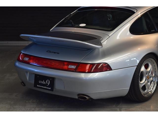 ９１１ ９１１カレラ　ＴｉｐＳ　ＲＳ　Ｓｔｒｅｅｔ　Ｓｔｙｌｅ　新車時保証書／記録簿付属（19枚目）