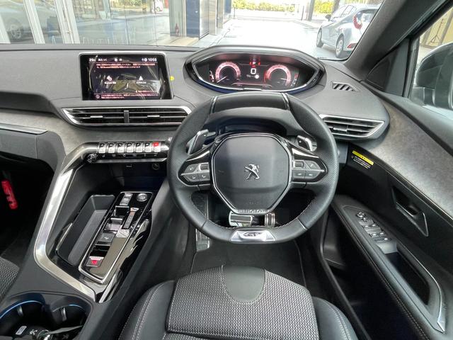 ３００８ ＧＴ　新車保証継承　パノラミックサンルーフ　ＥＴＣ　レーンアシスト　スマートキ－　衝突軽減ブレーキ　ハンズフリーテールゲート　アクティブクルーズコントロール　レーンキープアシスト（10枚目）