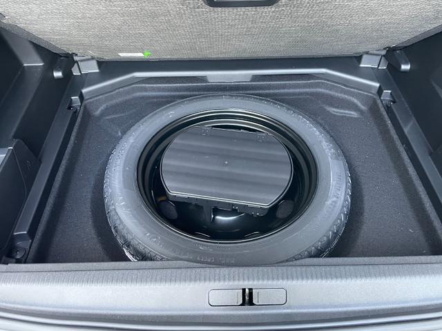 ３００８ ＧＴ　新車保証継承　パノラミックサンルーフ　ＥＴＣ　レーンアシスト　スマートキ－　衝突軽減ブレーキ　ハンズフリーテールゲート　アクティブクルーズコントロール　レーンキープアシスト（26枚目）