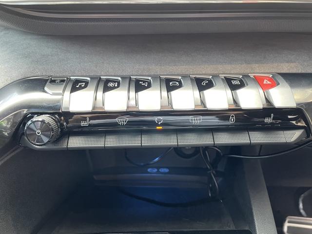 ３００８ ＧＴ　ブルーＨＤｉ　専用ナビゲーション　ＥＴＣ　レーンキープアシスト　スマートキ－　衝突軽減ブレーキ　ハンズフリーテールゲート　アクティブクルーズコントロール　バックモニター　障害物センサー（23枚目）