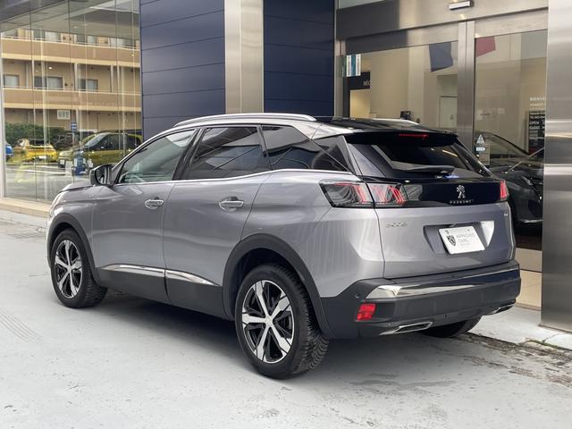 ３００８ ＧＴ　エグゼクティブエディション　ブラックナッパレザーシート　２２５／５５　Ｒ１８タイヤ　１２０台限定販売　３６０°ビジョン付きパークアシスト　１．６Ｌ　直列４気筒ターボエンジン　フルＬＥＤヘッドライト　スタティックコーナリングライト（4枚目）