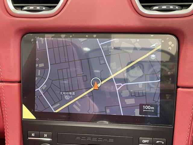 718ボクスター 718ボクスターGTS 4.0 認中/PASMスポーツ/スポーツエグゾースト/スポーツクロノ/LEDヘッドライト/フルレザー/ACC/レーンチェンジアシスト/オートエアコン/ドアレバー&ルーフハイグロスブラック(24枚目)