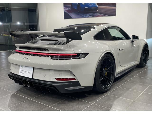 911 911GT3 認定中古車/クロノパッケージ/クラブスポーツPKG/フルバケットシート/PCCB/フロントリフト/カーボンルーフ/LEDヘッドライト(PDLS)/ティンテッドテールレンズ(4枚目)