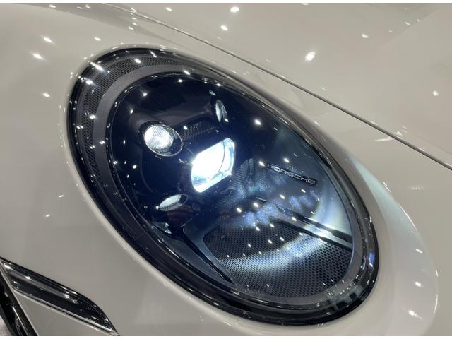 911 911GT3 認定中古車/クロノパッケージ/クラブスポーツPKG/フルバケットシート/PCCB/フロントリフト/カーボンルーフ/LEDヘッドライト(PDLS)/ティンテッドテールレンズ(11枚目)
