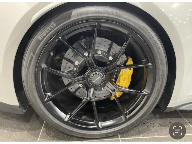 911 911GT3 認定中古車/クロノパッケージ/クラブスポーツPKG/フルバケットシート/PCCB/フロントリフト/カーボンルーフ/LEDヘッドライト(PDLS)/ティンテッドテールレンズ(20枚目)