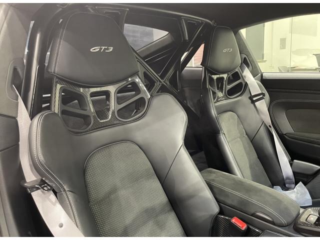 911 911GT3 認定中古車/クロノパッケージ/クラブスポーツPKG/フルバケットシート/PCCB/フロントリフト/カーボンルーフ/LEDヘッドライト(PDLS)/ティンテッドテールレンズ(25枚目)