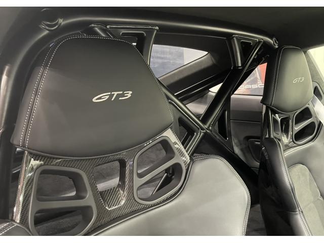 911 911GT3 認定中古車/クロノパッケージ/クラブスポーツPKG/フルバケットシート/PCCB/フロントリフト/カーボンルーフ/LEDヘッドライト(PDLS)/ティンテッドテールレンズ(26枚目)