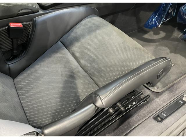 911 911GT3 認定中古車/クロノパッケージ/クラブスポーツPKG/フルバケットシート/PCCB/フロントリフト/カーボンルーフ/LEDヘッドライト(PDLS)/ティンテッドテールレンズ(27枚目)