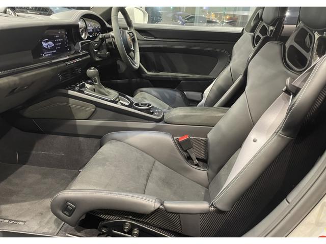 911 911GT3 認定中古車/クロノパッケージ/クラブスポーツPKG/フルバケットシート/PCCB/フロントリフト/カーボンルーフ/LEDヘッドライト(PDLS)/ティンテッドテールレンズ(31枚目)