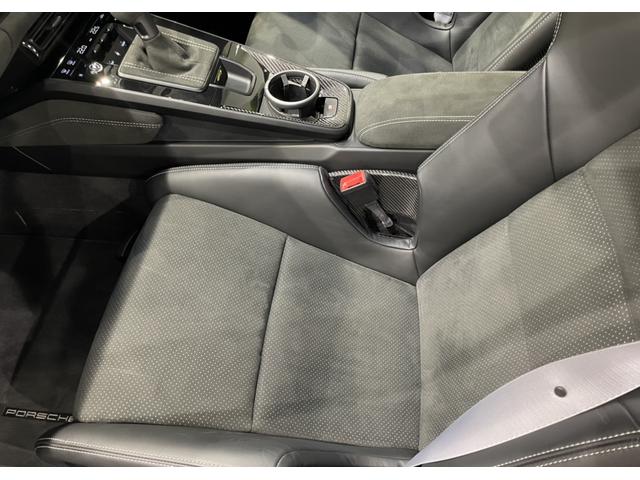 911 911GT3 認定中古車/クロノパッケージ/クラブスポーツPKG/フルバケットシート/PCCB/フロントリフト/カーボンルーフ/LEDヘッドライト(PDLS)/ティンテッドテールレンズ(36枚目)