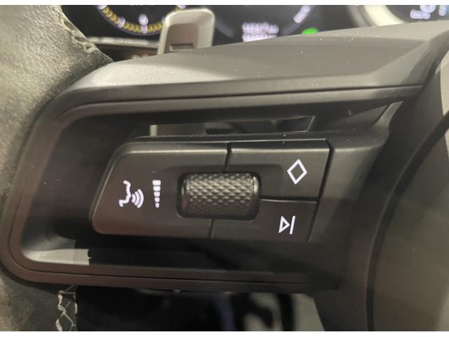 911 911GT3 認定中古車/クロノパッケージ/クラブスポーツPKG/フルバケットシート/PCCB/フロントリフト/カーボンルーフ/LEDヘッドライト(PDLS)/ティンテッドテールレンズ(42枚目)