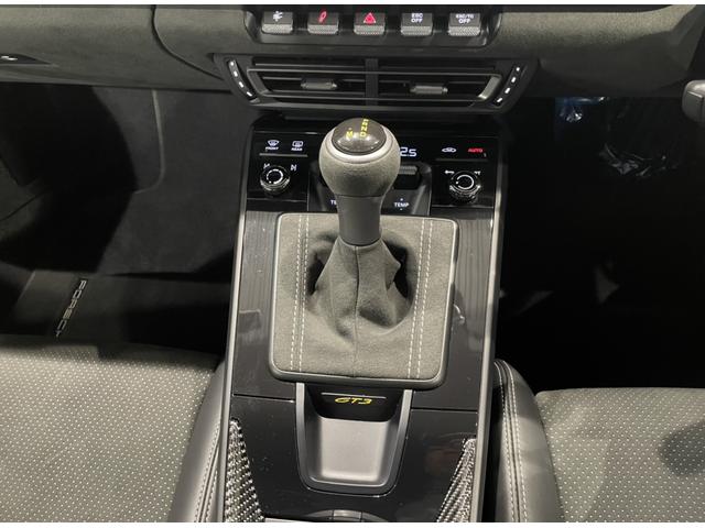 911 911GT3 認定中古車/クロノパッケージ/クラブスポーツPKG/フルバケットシート/PCCB/フロントリフト/カーボンルーフ/LEDヘッドライト(PDLS)/ティンテッドテールレンズ(50枚目)