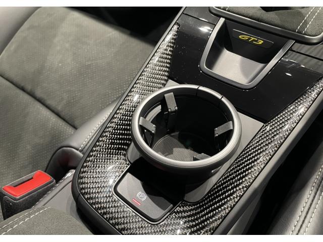 911 911GT3 認定中古車/クロノパッケージ/クラブスポーツPKG/フルバケットシート/PCCB/フロントリフト/カーボンルーフ/LEDヘッドライト(PDLS)/ティンテッドテールレンズ(52枚目)