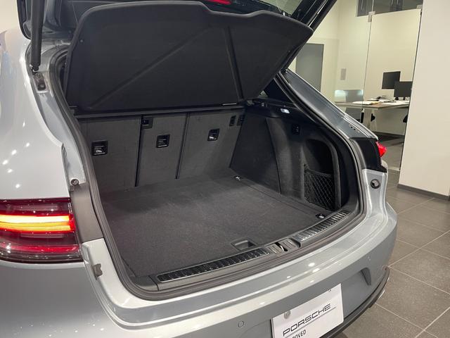 PORSCHE MACAN MACAN TURBO