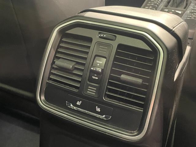 PORSCHE MACAN MACAN TURBO