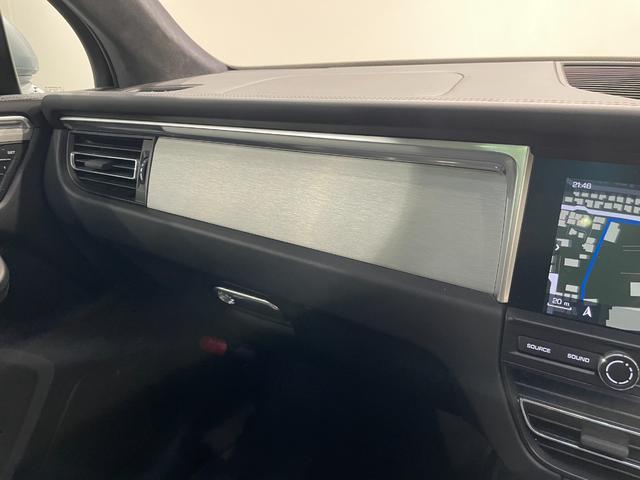 PORSCHE MACAN MACAN TURBO