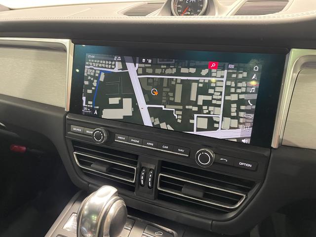 PORSCHE MACAN MACAN TURBO