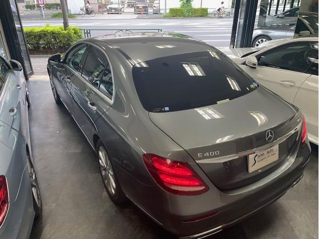 Ｅクラス Ｅ４００　４マチック　エクスクルーシブ　ワンオーナー・禁煙車・２４３００ｋｍ・セレナイトグレーＭ・エクスクルーシブ・４ＷＤ・３６０°カメラ（6枚目）