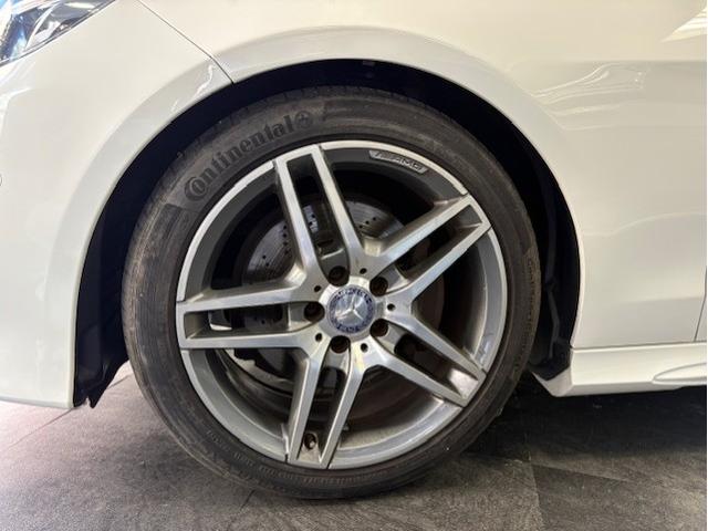 Ｅクラスステーションワゴン Ｅ３００　４マチックステーションワゴンアバンギャルド　ＡＭＧスポーツＰＫＧ・左Ｈ・パノラマＳＲ・レーダーセーフティＰＫＧ・ブラックレザー・シートヒーター（28枚目）