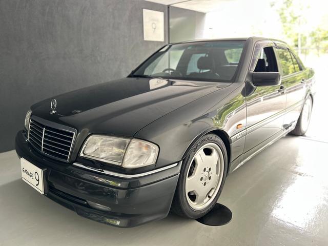 Ｃクラス Ｃ３６　４人乗り　禁煙車　サンルーフ　フロアＭＴモード付４ＡＴ　本革シート　電動シート　シートヒーター　キーレス　ＥＴＣ　横滑り防止装置（2枚目）