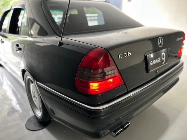 Ｃクラス Ｃ３６　４人乗り　禁煙車　サンルーフ　フロアＭＴモード付４ＡＴ　本革シート　電動シート　シートヒーター　キーレス　ＥＴＣ　横滑り防止装置（32枚目）