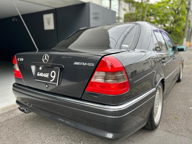 Ｃクラス Ｃ３６　４人乗り　禁煙車　サンルーフ　フロアＭＴモード付４ＡＴ　本革シート　電動シート　シートヒーター　キーレス　ＥＴＣ　横滑り防止装置（34枚目）