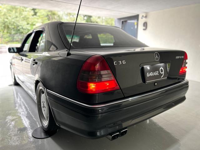 Ｃクラス Ｃ３６　４人乗り　禁煙車　サンルーフ　フロアＭＴモード付４ＡＴ　本革シート　電動シート　シートヒーター　キーレス　ＥＴＣ　横滑り防止装置（36枚目）