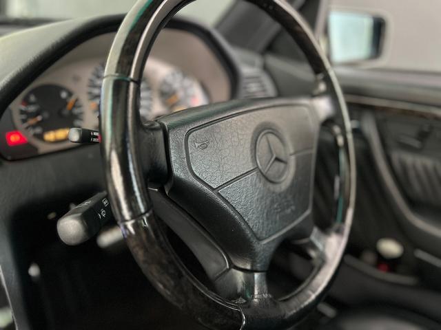 Ｃクラス Ｃ３６　４人乗り　禁煙車　サンルーフ　フロアＭＴモード付４ＡＴ　本革シート　電動シート　シートヒーター　キーレス　ＥＴＣ　横滑り防止装置（50枚目）