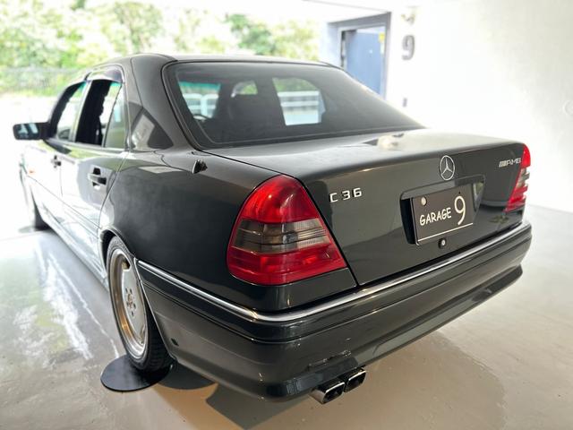 Ｃクラス Ｃ３６　４人乗り　禁煙車　サンルーフ　フロアＭＴモード付４ＡＴ　本革シート　電動シート　シートヒーター　キーレス　ＥＴＣ　横滑り防止装置（56枚目）
