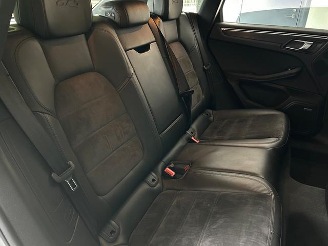 マカン マカンGTS PDK 4WD パノラマルーフ スポクロ スポエグ フロアMTモード付7AT 全周囲カメラ ドライブレコーダー ETC 過給器設定モデル 本革シート 電動シート シートヒーター アイドリングストップ(12枚目)