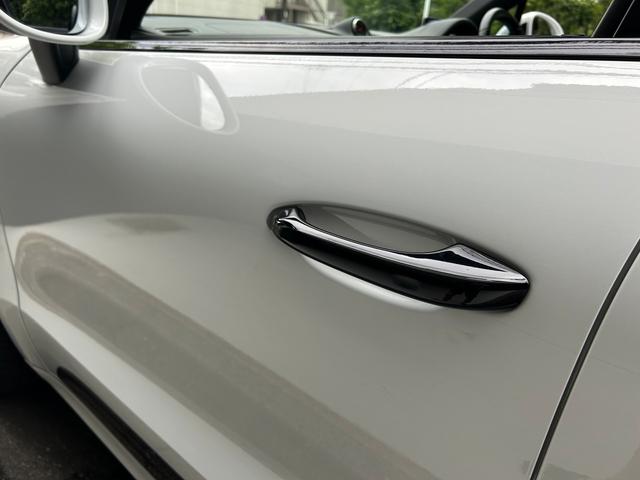 マカン マカンGTS PDK 4WD パノラマルーフ スポクロ スポエグ フロアMTモード付7AT 全周囲カメラ ドライブレコーダー ETC 過給器設定モデル 本革シート 電動シート シートヒーター アイドリングストップ(17枚目)