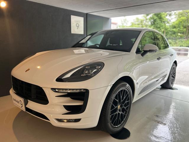 マカン マカンGTS PDK 4WD パノラマルーフ スポクロ スポエグ フロアMTモード付7AT 全周囲カメラ ドライブレコーダー ETC 過給器設定モデル 本革シート 電動シート シートヒーター アイドリングストップ(33枚目)