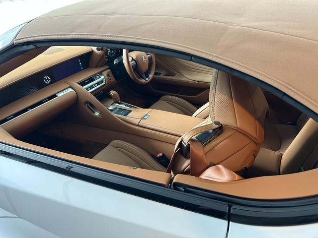 ＬＣ ＬＣ５００　ブラウン本革シート　全周囲カメラ　ドライブレコーダー　ナビ　フルセグ　シートヒーター　シートエアコン　電動シート（24枚目）