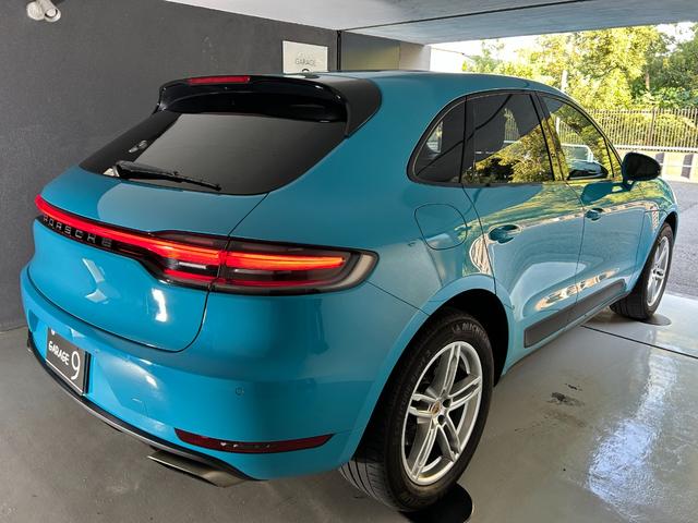 マカン マカン　ＰＤＫ　　パノラマルーフ　４ＷＤ　　ダークブラウンレザー（40枚目）