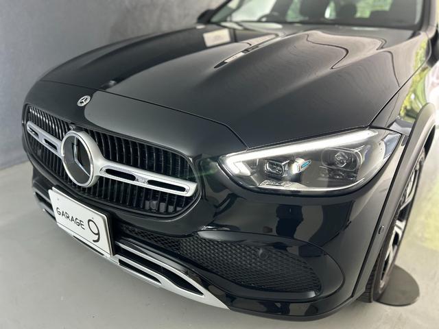 Ｃクラスオールテレイン Ｃ２２０ｄ　４マチック　オールテレイン　（ＩＳＧ搭載モデル）　ディーゼルターボ　４ＷＤ　ＭＰ２０２３０１　パノラミックスライディングルーフ　レザーエクスクルーシブ　純正ナビ　ＴＶ　３６０度カメラ　パワーテールゲート　ＢＳＭ　レーンキープ（3枚目）
