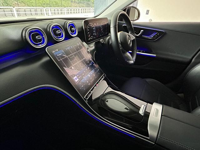 Ｃクラスオールテレイン Ｃ２２０ｄ　４マチック　オールテレイン　（ＩＳＧ搭載モデル）　ディーゼルターボ　４ＷＤ　ＭＰ２０２３０１　パノラミックスライディングルーフ　レザーエクスクルーシブ　純正ナビ　ＴＶ　３６０度カメラ　パワーテールゲート　ＢＳＭ　レーンキープ（4枚目）