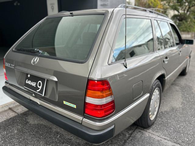 ミディアムクラス ３００ＴＥ　右ハンドル（Ｗ１２４）　サンルーフ　オートリモコンキー（14枚目）