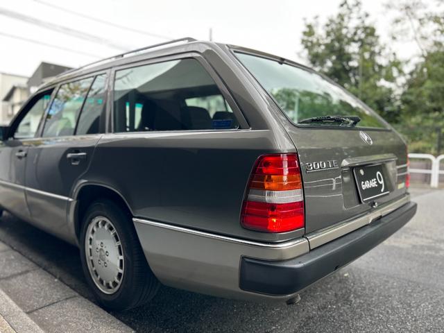 ミディアムクラス ３００ＴＥ　右ハンドル（Ｗ１２４）　サンルーフ　オートリモコンキー（38枚目）