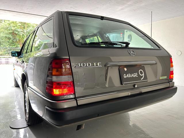 ミディアムクラス ３００ＴＥ　右ハンドル（Ｗ１２４）　サンルーフ　オートリモコンキー（40枚目）