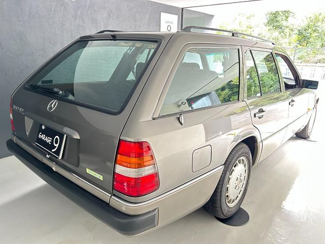 ミディアムクラス ３００ＴＥ　右ハンドル（Ｗ１２４）　サンルーフ　オートリモコンキー（56枚目）