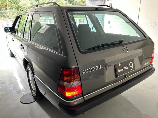 ミディアムクラス ３００ＴＥ　右ハンドル（Ｗ１２４）　サンルーフ　オートリモコンキー（65枚目）