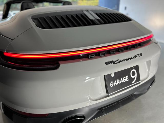 ９１１ ９１１カレラＧＴＳ　カブリオレ　ＰＤＫ　ＧＴＳインテリアＰＫＧ　スポクロ　スポエグ　ワンオーナー車（3枚目）