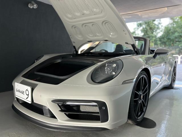 ９１１ ９１１カレラＧＴＳ　カブリオレ　ＰＤＫ　ＧＴＳインテリアＰＫＧ　スポクロ　スポエグ　ワンオーナー車（23枚目）