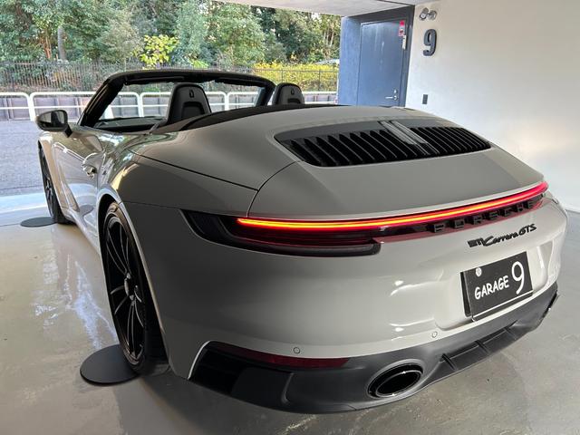 ９１１ ９１１カレラＧＴＳ　カブリオレ　ＰＤＫ　ＧＴＳインテリアＰＫＧ　スポクロ　スポエグ　ワンオーナー車（29枚目）